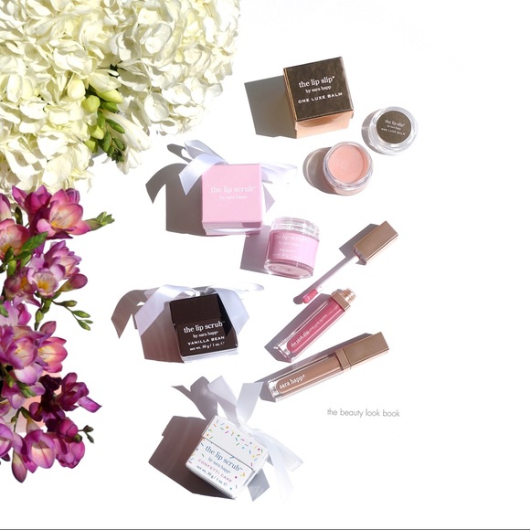 ONLY 2 LEFT!! Sara Happ The Lip Scrub 💋 - Picture 12 of 15